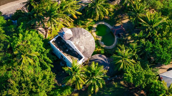 Quels sont les meilleurs itinéraires pour une randonnée dans les montagnes de l'Atlas marocain : équipements et préparatifs ?