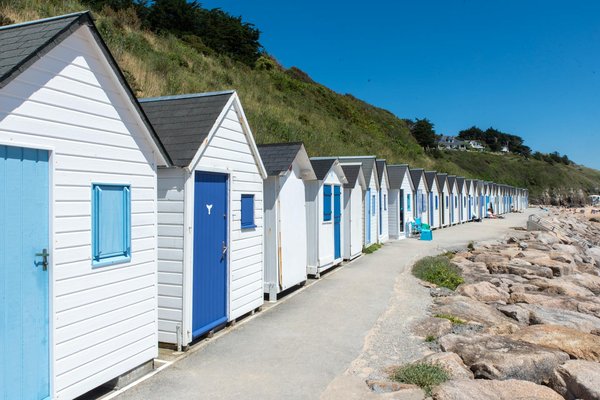 Quels sont les meilleurs itinéraires pour une randonnée autour des lacs de Plitvice en Croatie?